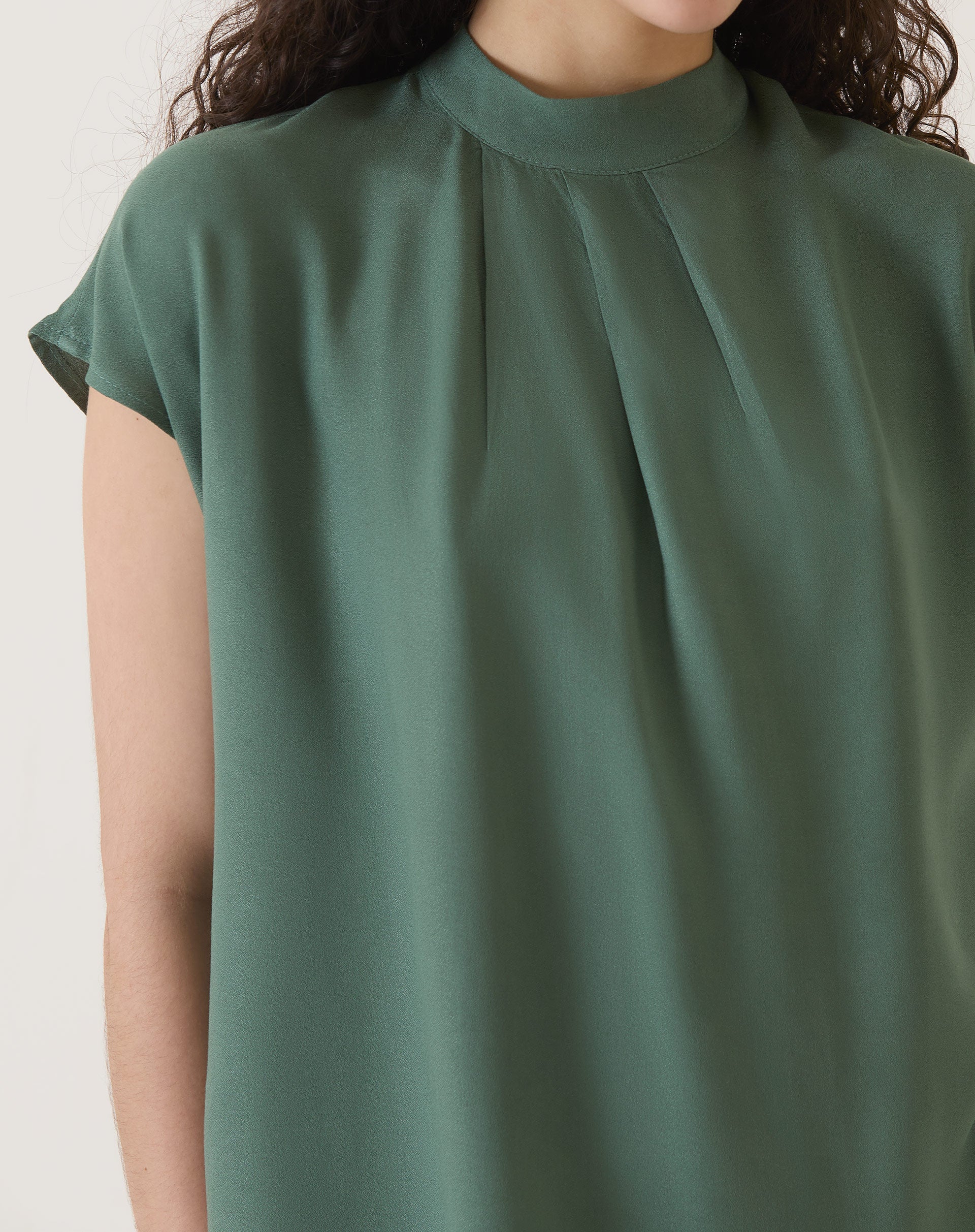BLUSA MANGA CURTA DE VISCOSE - VERDE