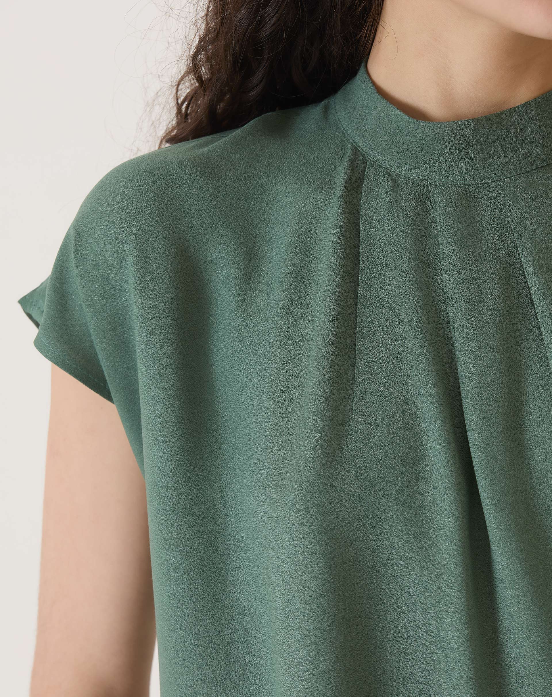 BLUSA MANGA CURTA DE VISCOSE - VERDE