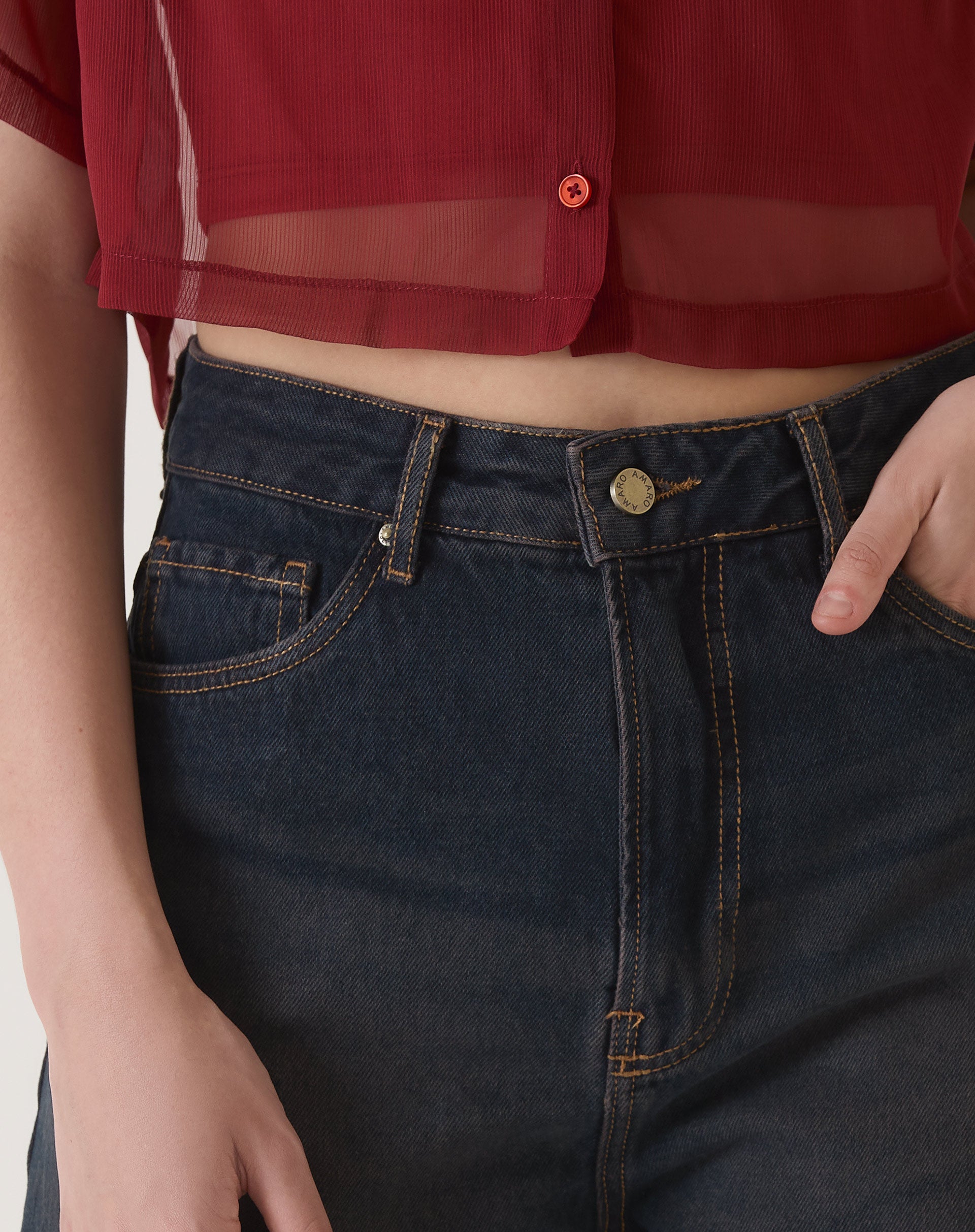 SHORTS CURTO JEANS - MARROM