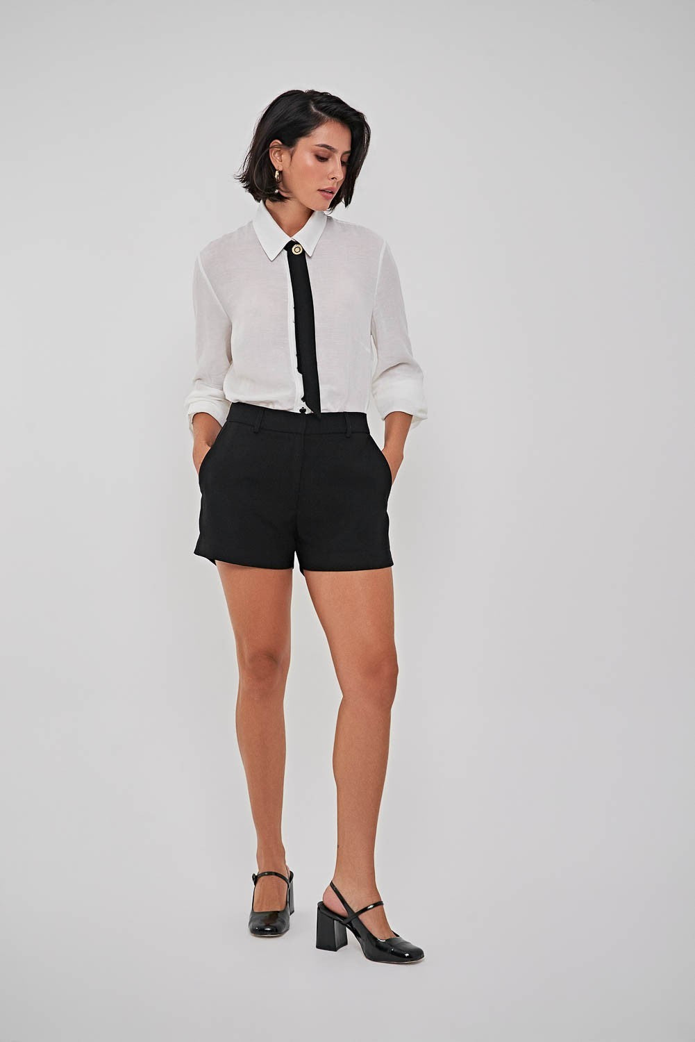 SHORTS HOLLY PRETO - BEGE