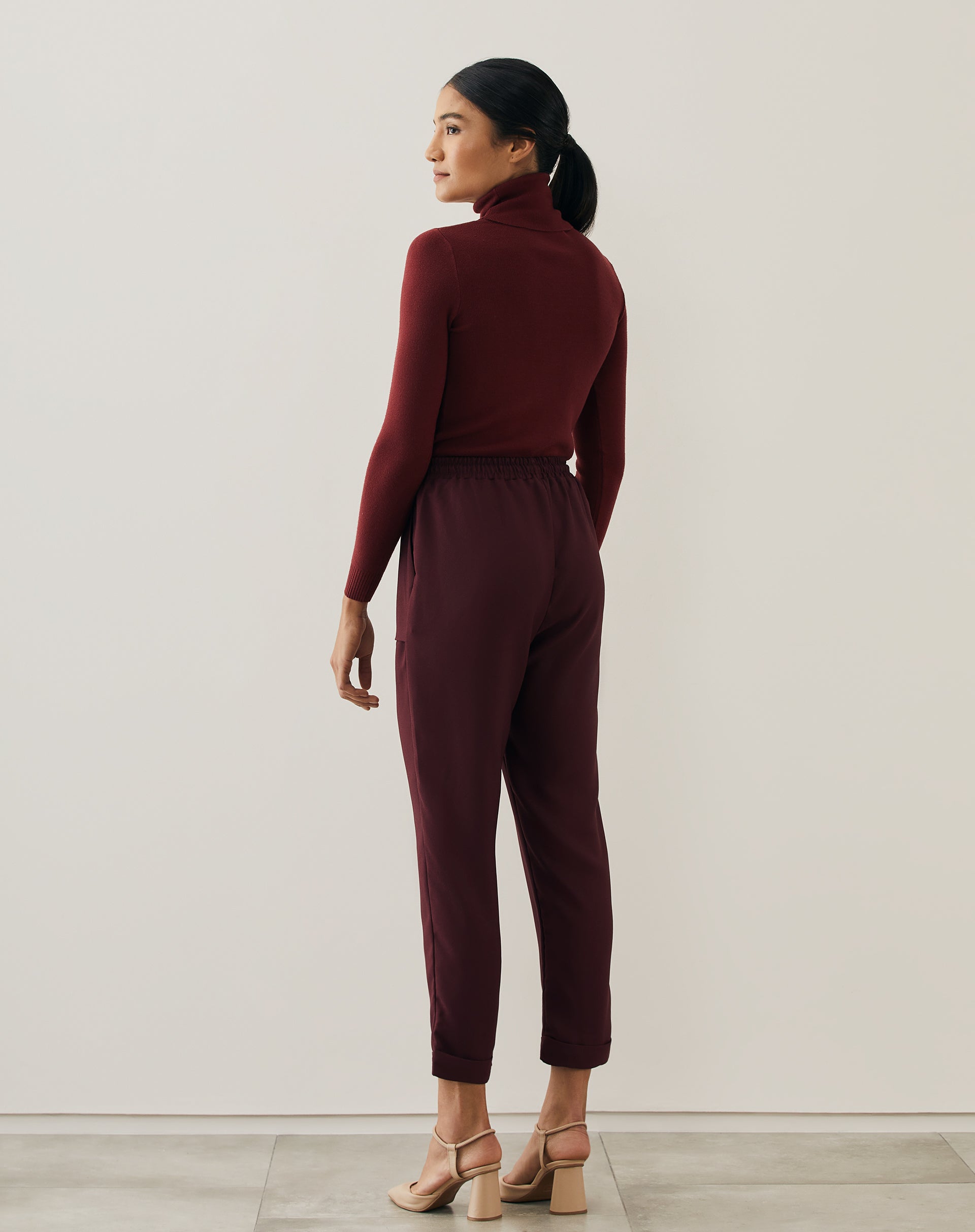 CALÇA JOGGING ALFAIATARIA ESSENTIAL - VINHO