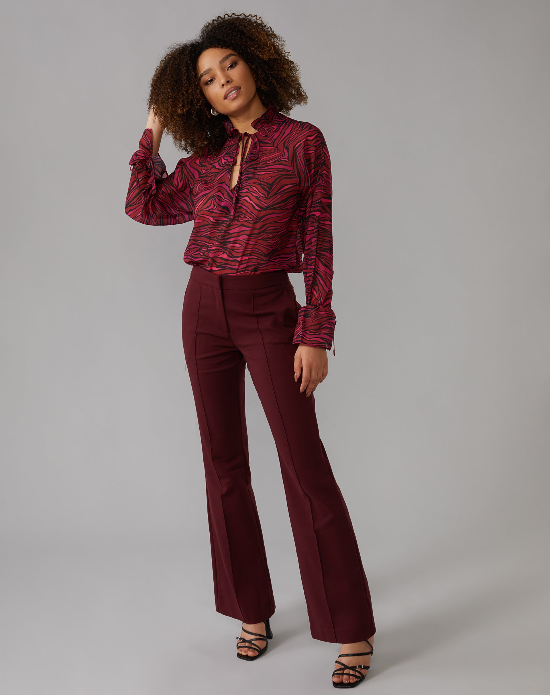 CALÇA ALFAIATARIA ESSENTIAL - VINHO