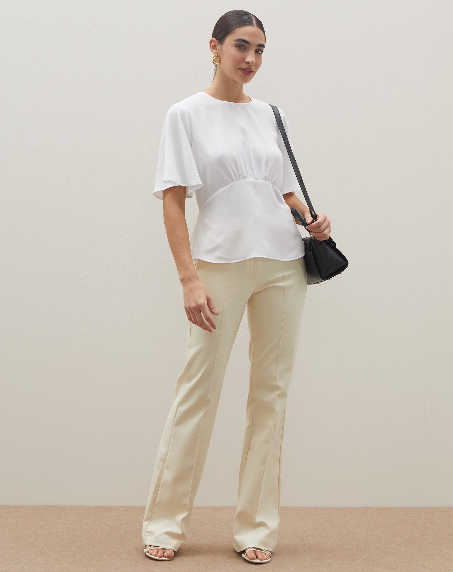 CALÇA ALFAIATARIA ESSENTIAL - AREIA