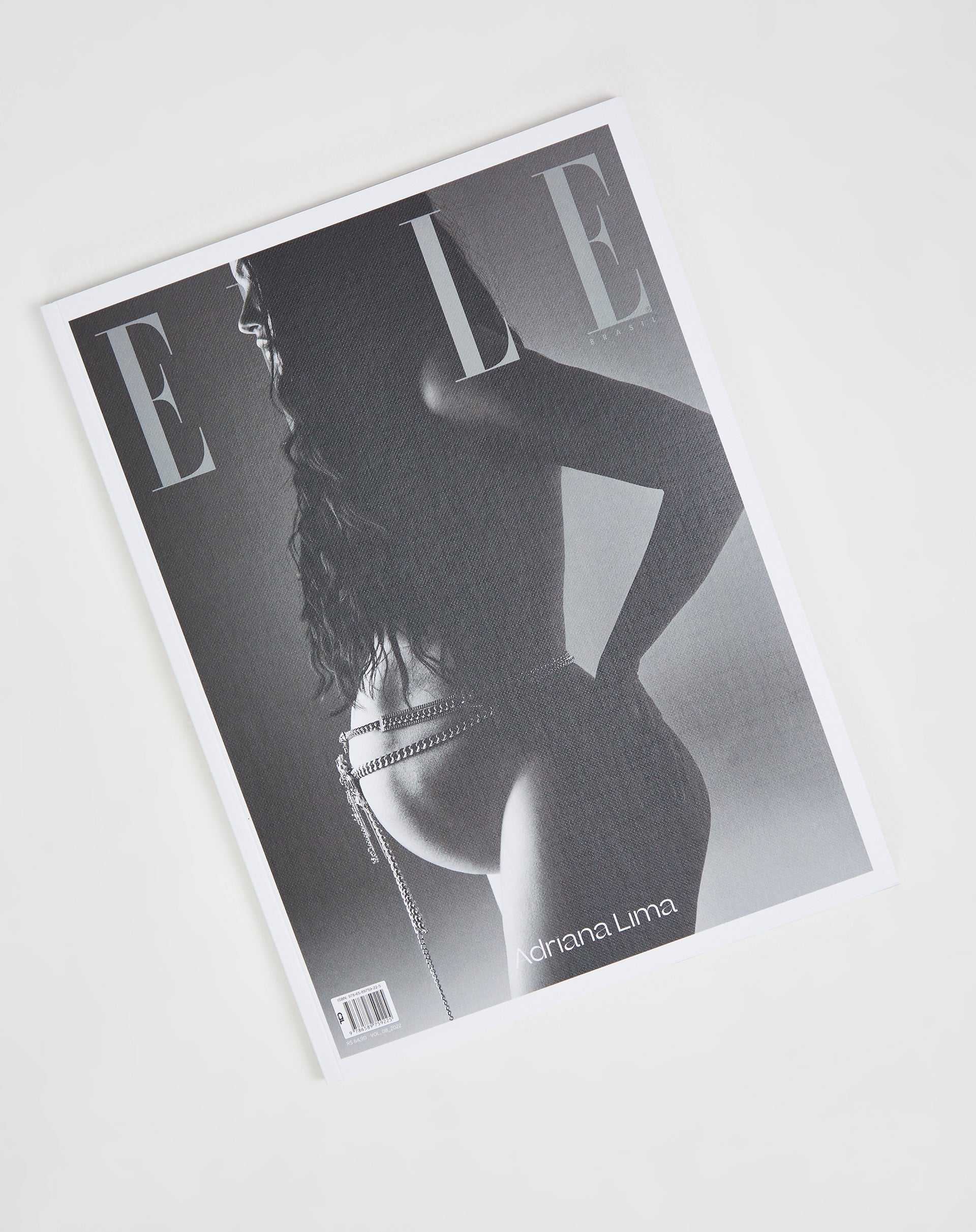 ELLE BRASIL LIVRO VOLUME 8 - MAIO 2022 - ADRIANA COLARES