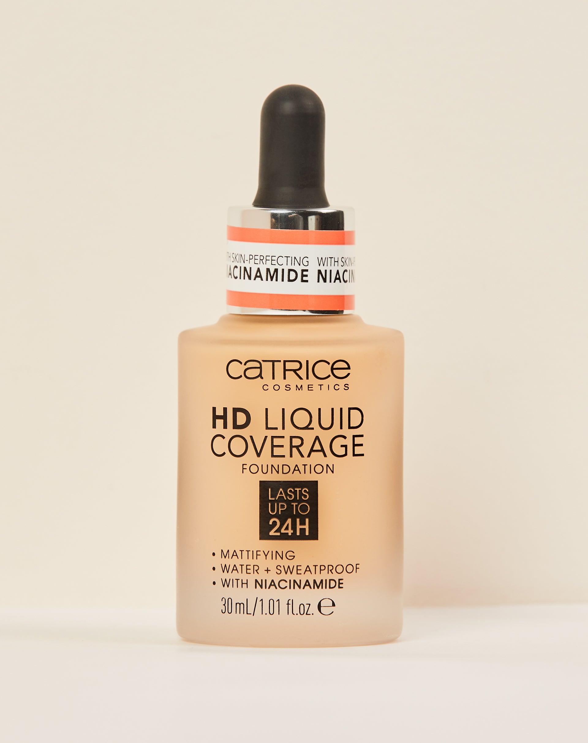 CATRICE BASE LÍQUIDA HD LIQUID COVERAGE FOUNDATION - N37