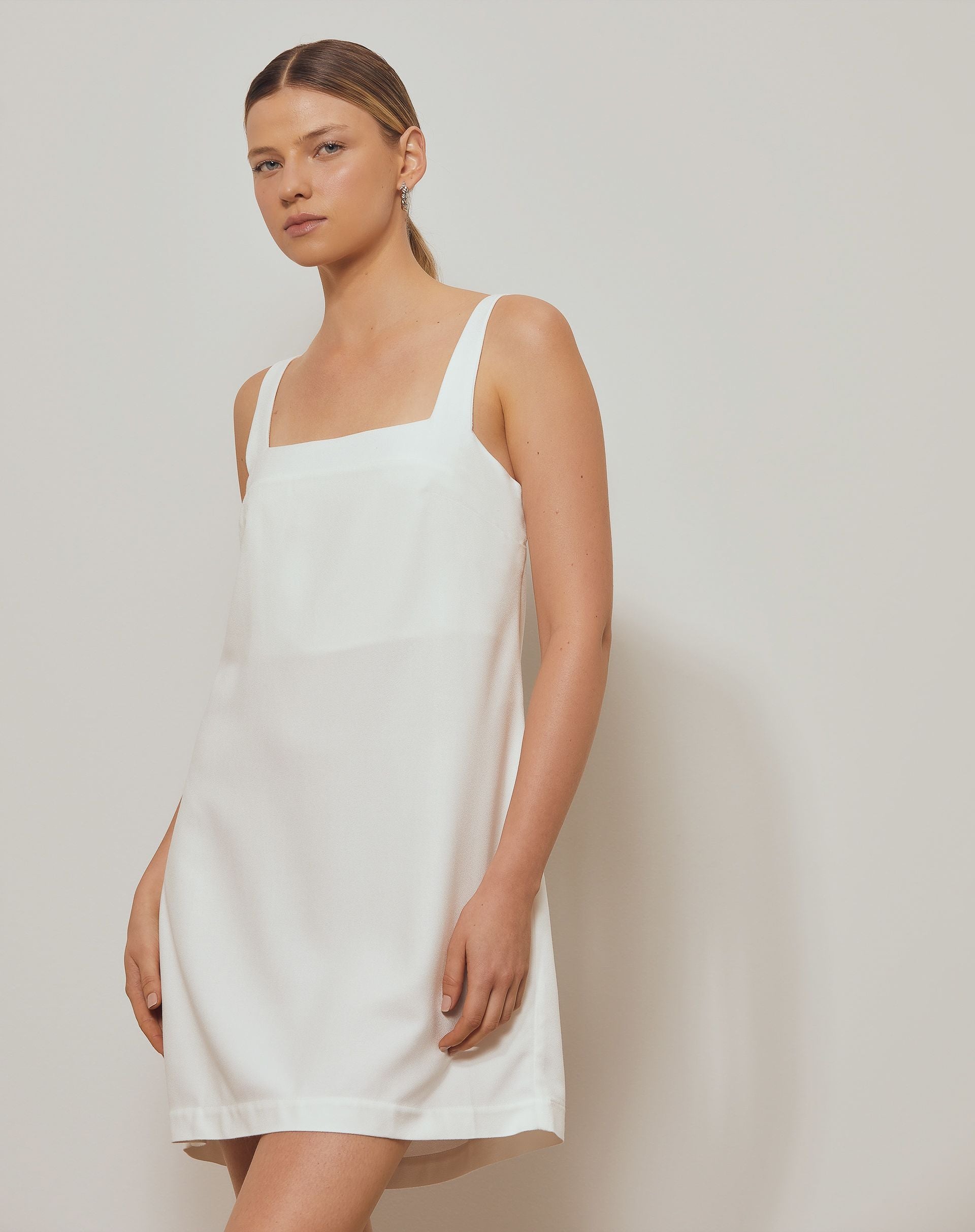 Vestido Curto Naomi Hai Resortwear - OFF-WHITE