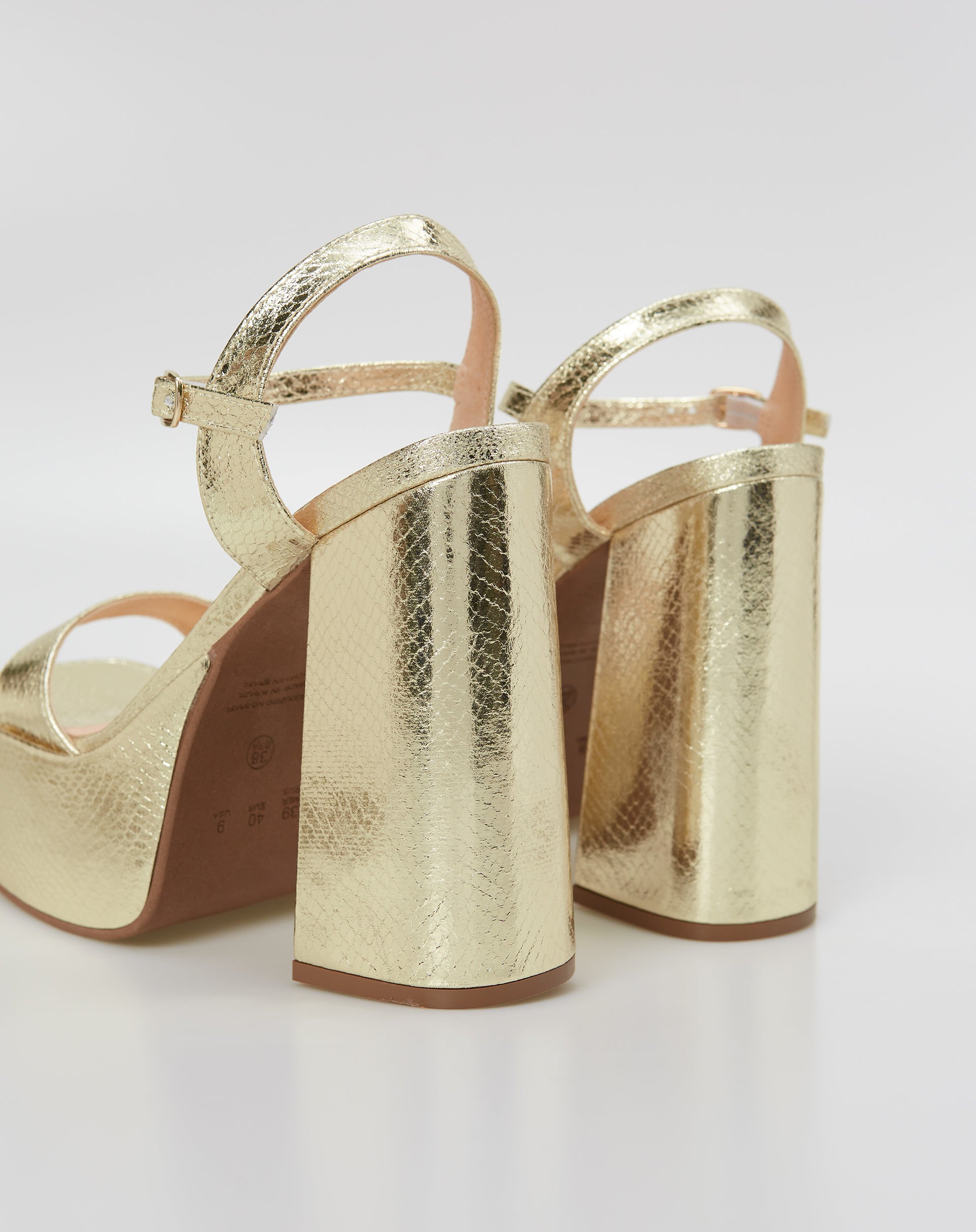 SANDÁLIA MEIA PATA BICO QUADRADO SALTO BLOCO ALTO METALIZADA COBRA - DOURADO