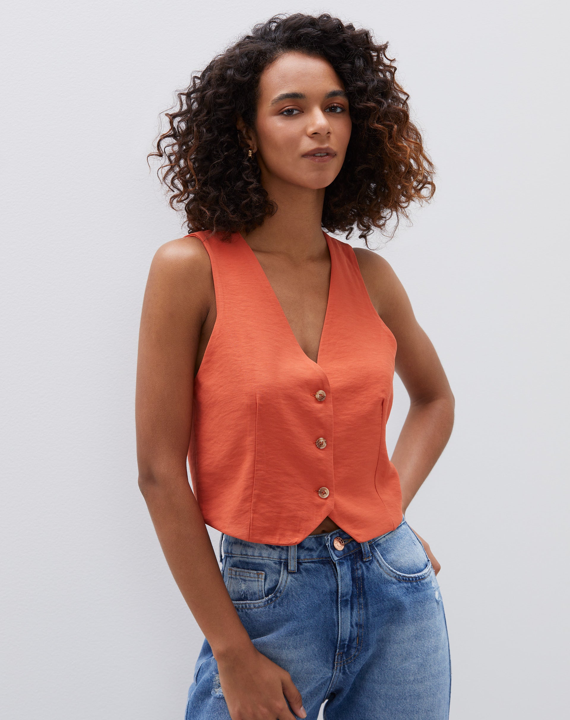 COLETE ALFAIATARIA DECOTE V - TERRACOTA