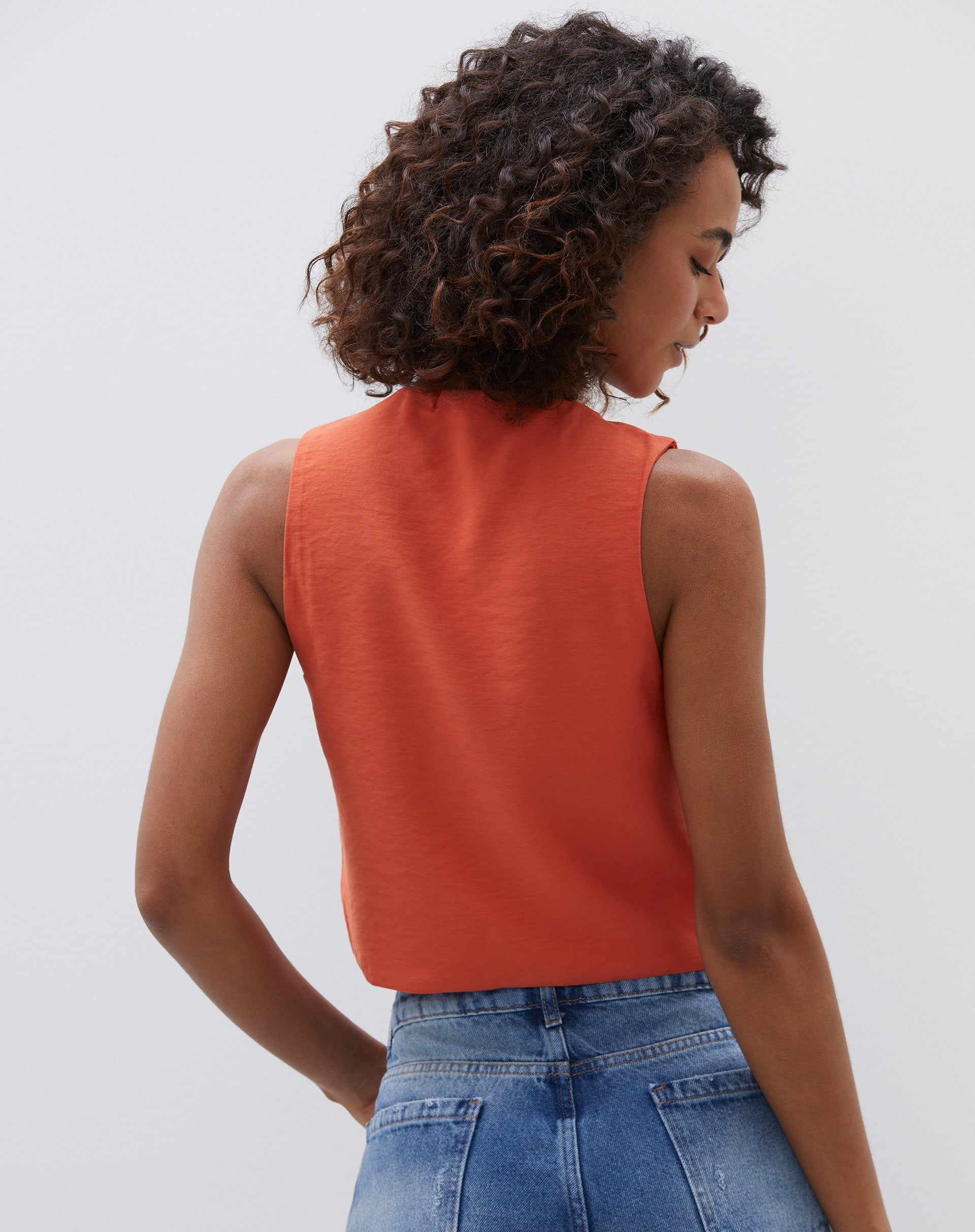 COLETE ALFAIATARIA DECOTE V - TERRACOTA