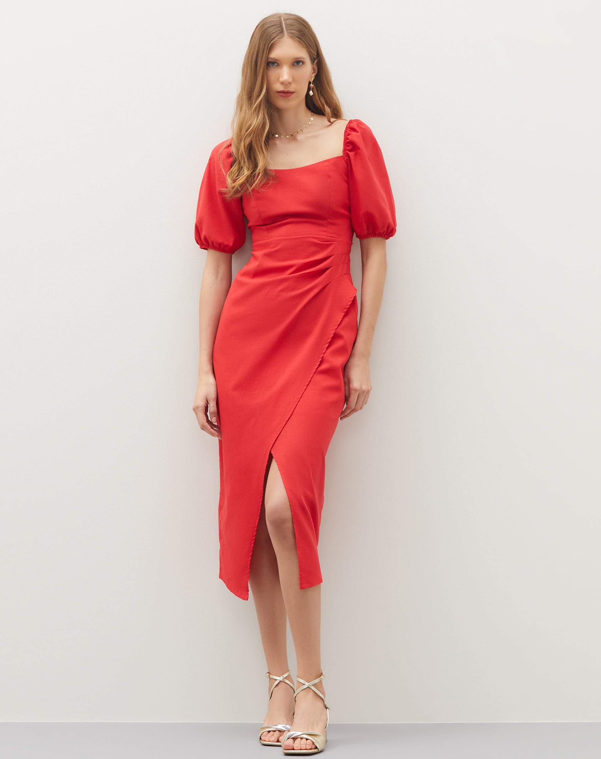 VESTIDO MIDI COM MANGA BUFANTE E SAIA TRANSPASSADA  - VERMELHO