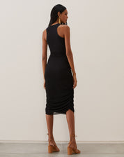 VESTIDO MIDI HALTER COM RECORTE NA BARRIGA - PRETO